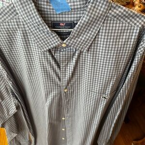 2xt vineyard vines long. Sleeve